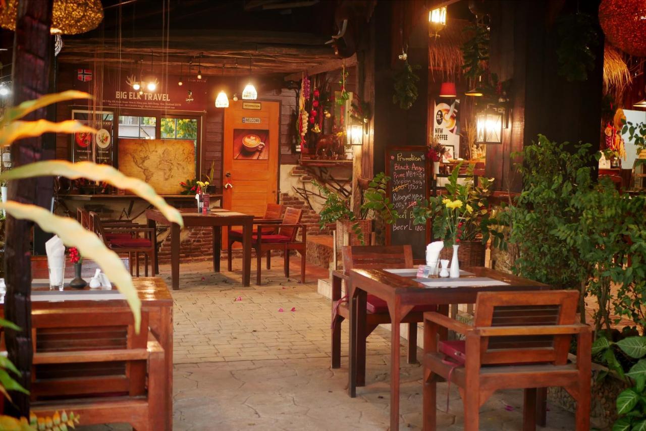 Big Elk Steak House - Homestay Trat Exterior foto